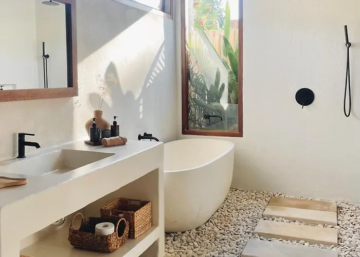 Hotel Nakama Badung (Bali)
